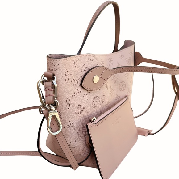 Authentic🥰 Louis Vuitton Hina PM Magnolia Small Tote Crossbody Pink Perforated - Picture 13 of 13